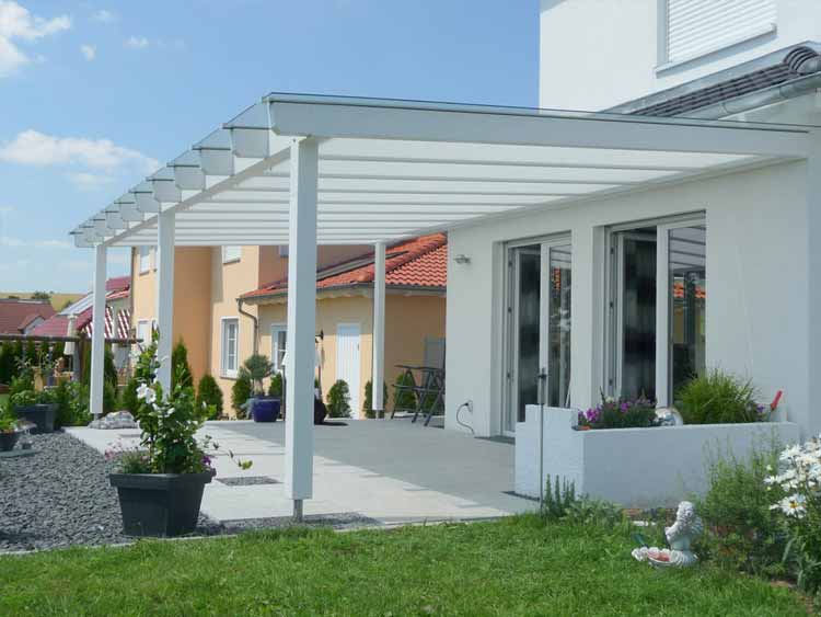 Schöne Terrassenüberdachungen Holz